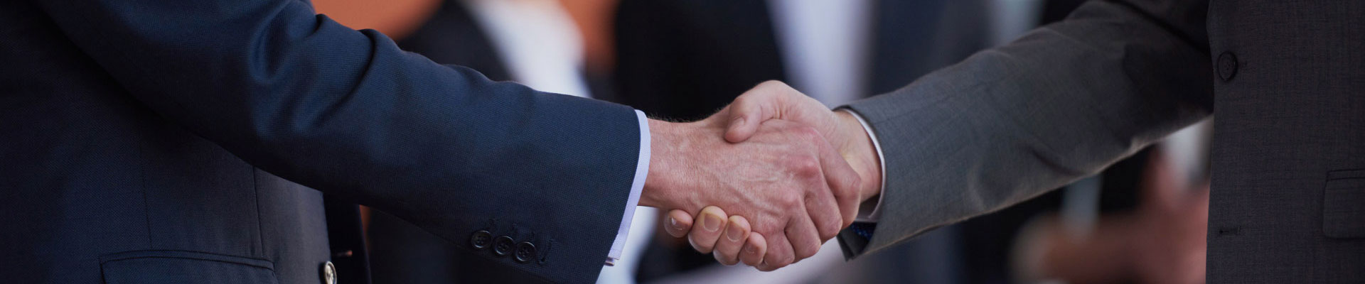 Свържете се с нас